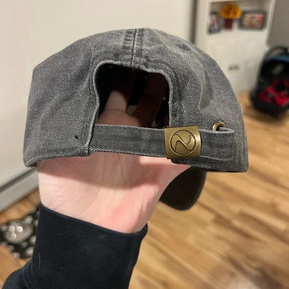 NWOT Gray 'Dog Mom' baseball hat - Picture 3 of 4